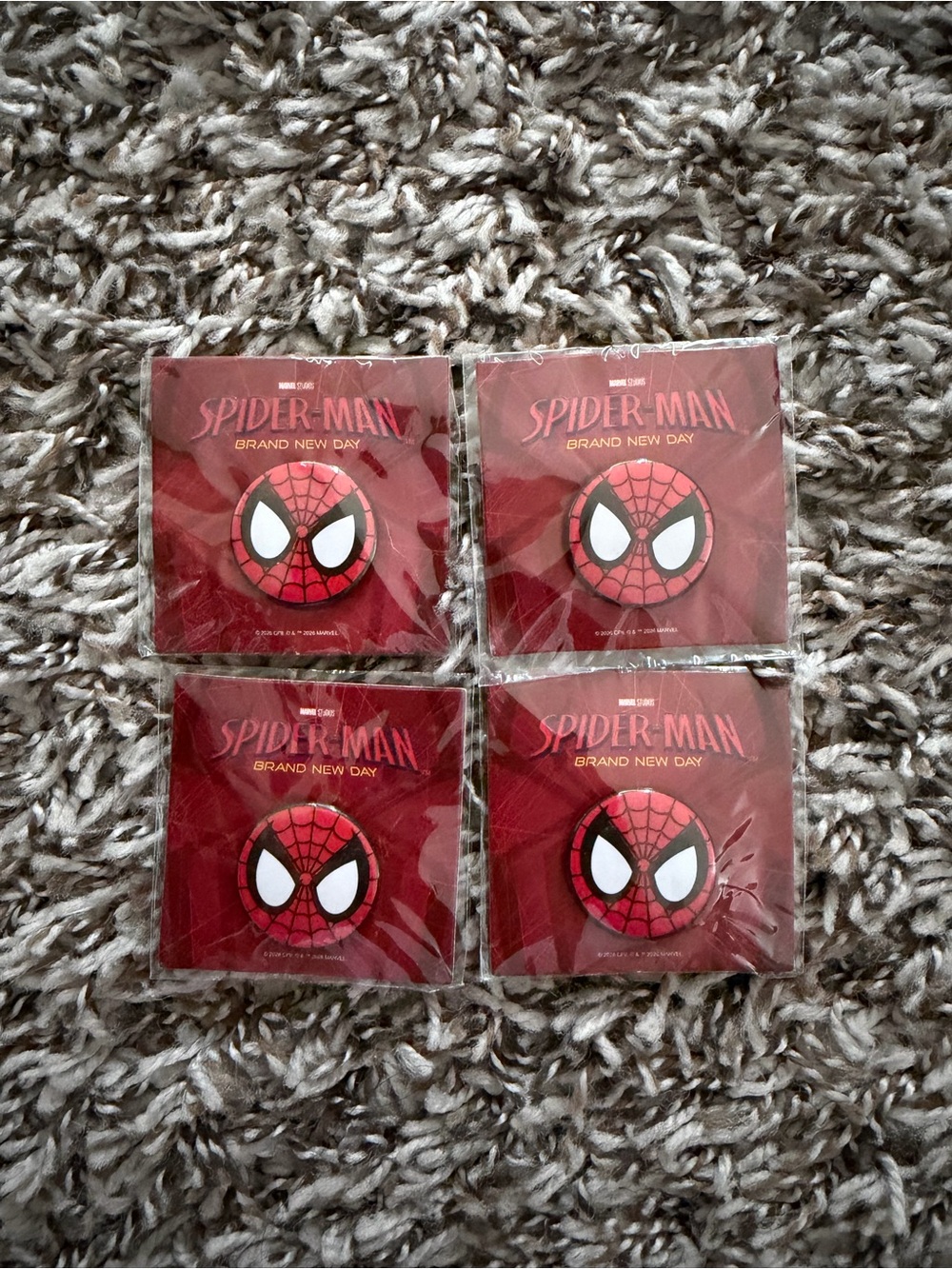 Spider-Man Brand new day Round Pins Lot 4 Pairs